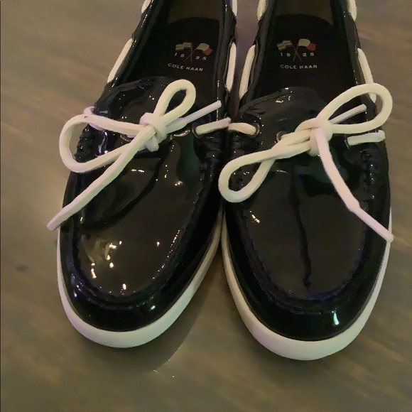 Cole Haan navy leather Nantucket shoes size 6 - Picture 5 of 9